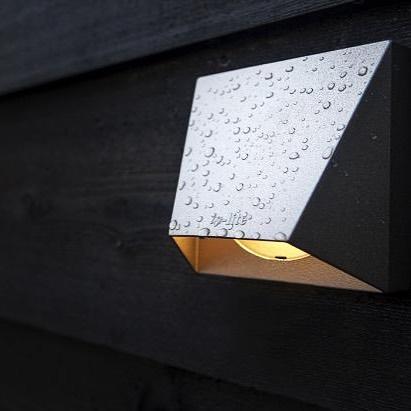 WEDGE ‒ 3.9" Silver LED Deck Post Light