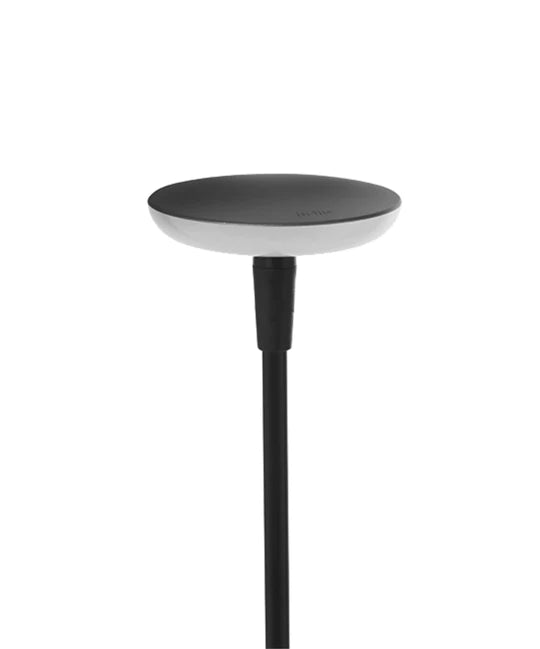 SWAY LOW ‒ 23.6" Tall LED Garden Light
