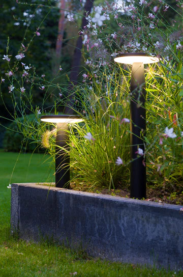 DISC BLACK ‒ 23’’ LED Bollard Light