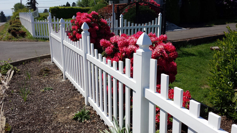 White Vinyl 2in x 3.5in x 6ft Hood & Twisp Bottom or Top Rail