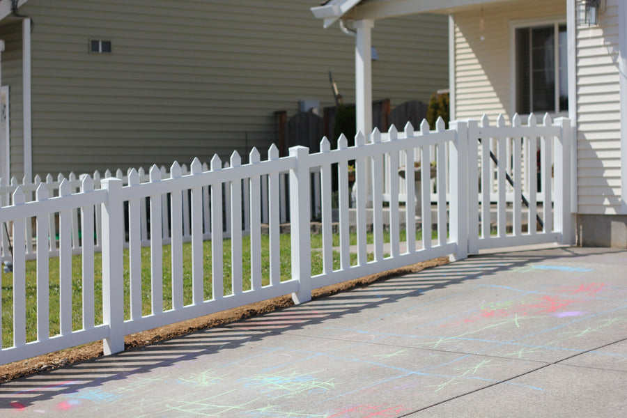 White Hood Vinyl Posts 4in x 4in x 3ft 6in- Line Options