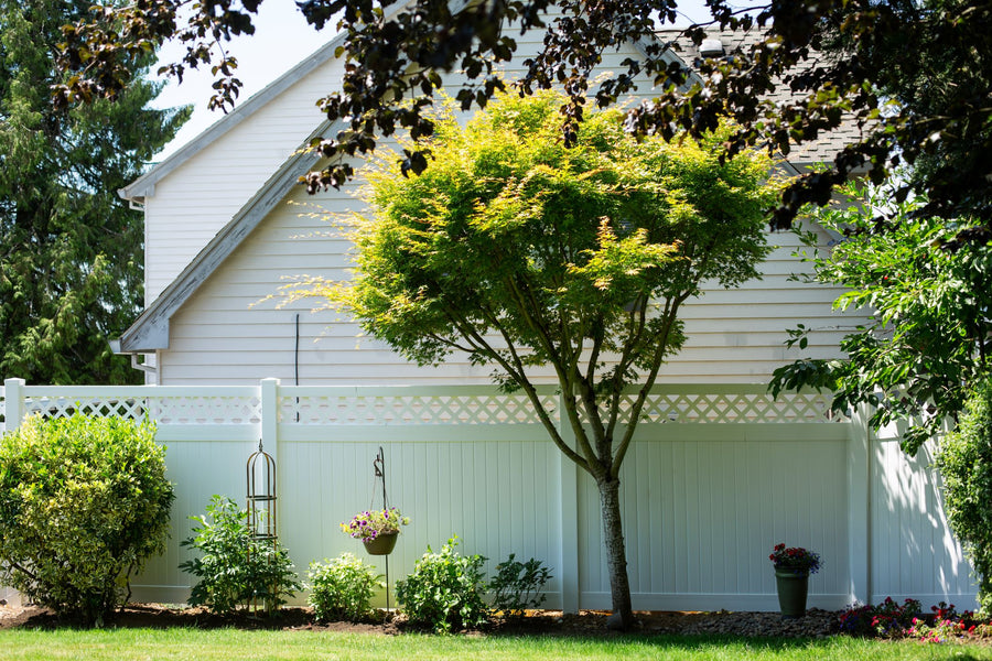 White Vinyl Post 5x5in Nehalem, 6ft Fence- Line Options